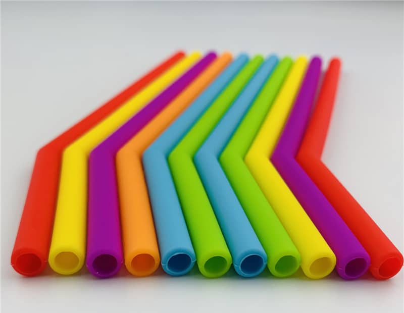 Silicone curved straw